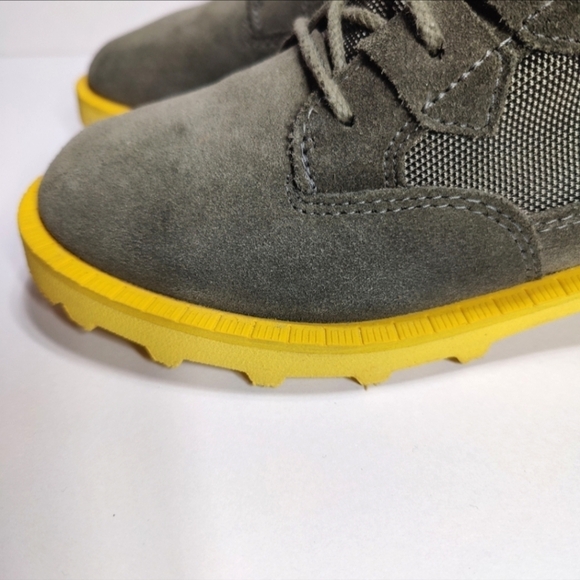 Sorel Caribou Leather Waterproof Alpine Snow Combat Cyber Green Yellow Boot Wm 6 - Picture 5 of 10